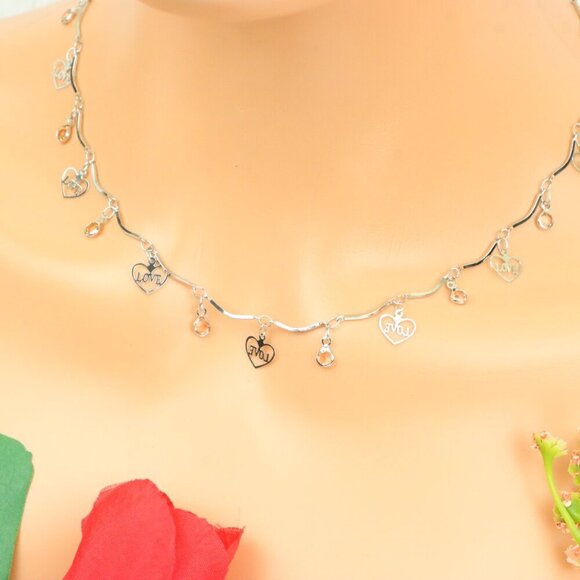 "Minimalist & Elegant Necklace Chain – Perfect for Women & Girls | UNVRC1003 - Picture 8 of 10